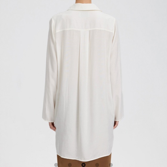 Lattelier Oversized Button-Down Shirt - Picture 3 of 12